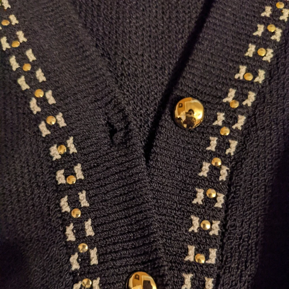 Beautiful St John Sport sweater set - Picture 3 of 16